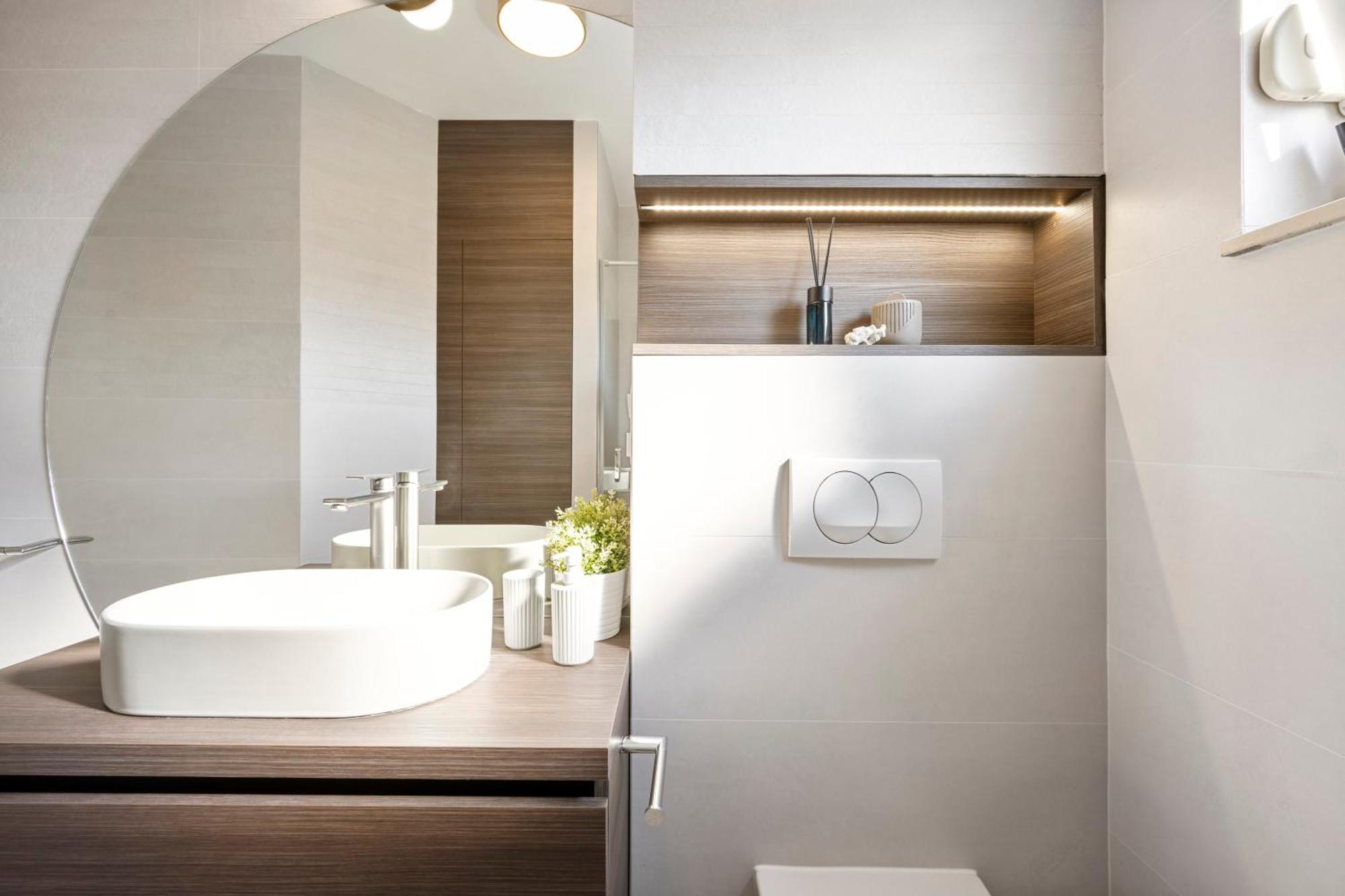 Aquarius Apartments - Beachside With Heated Pool Vodice Quarto foto